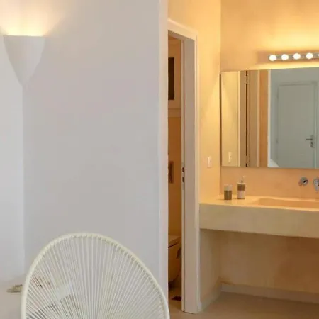 Luxury White W Private Pool In Mikonos *
